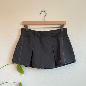 SkirtSports Jette Pleated Running Skort